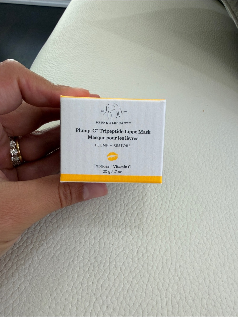 Drunk Elephant Plump-C Tripeptide Lippe Mask — White & Yellow Accents